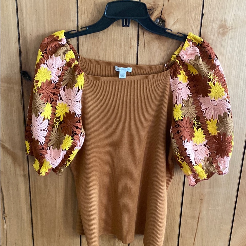 Brown and Pink Off-the-Shoulder Sweater with Floral Puff Sleeves 18/20W